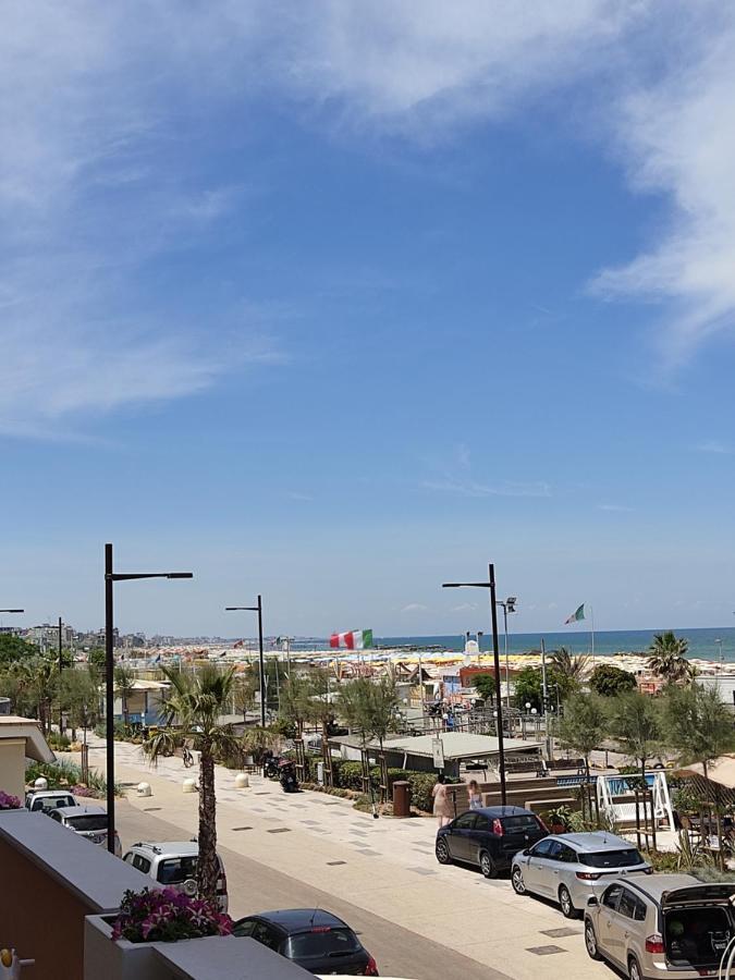 Hotel Alexander Resort ريميني المظهر الخارجي الصورة