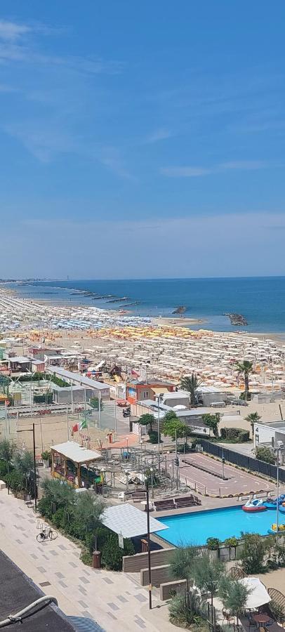 Hotel Alexander Resort ريميني المظهر الخارجي الصورة