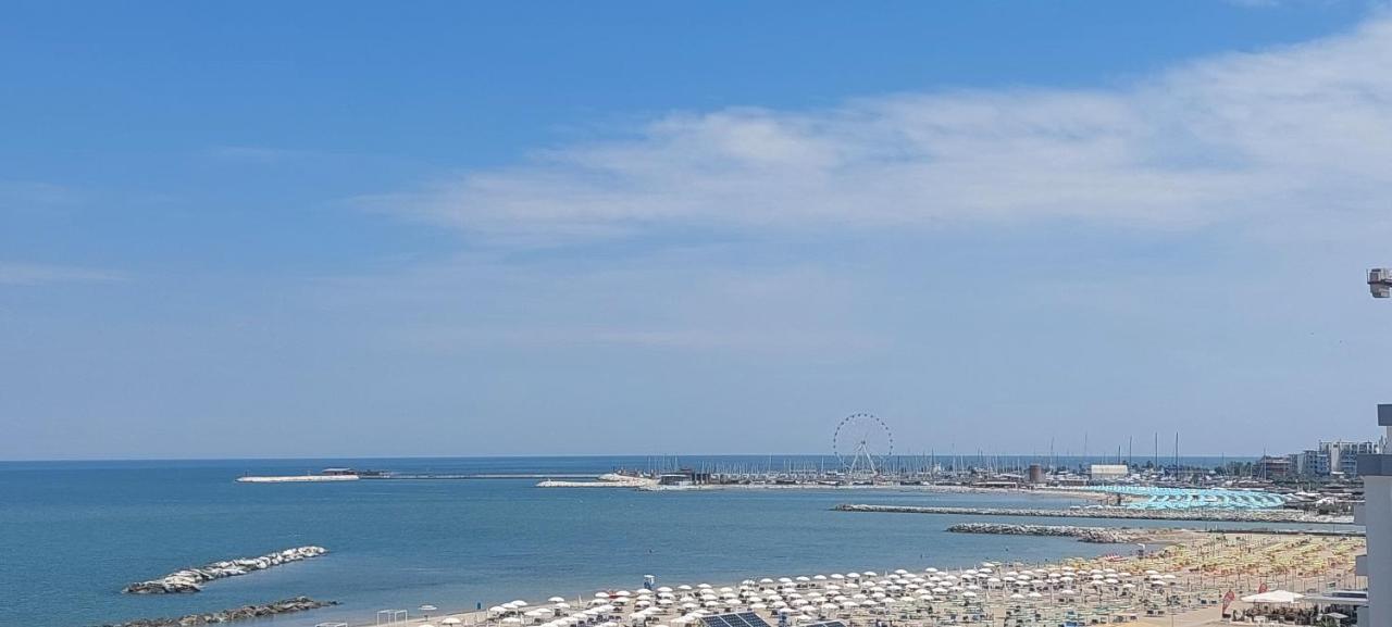 Hotel Alexander Resort ريميني المظهر الخارجي الصورة